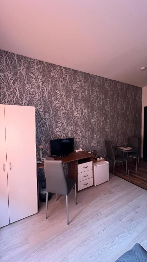 Pension Chevermeto Кемниц Екстериор снимка