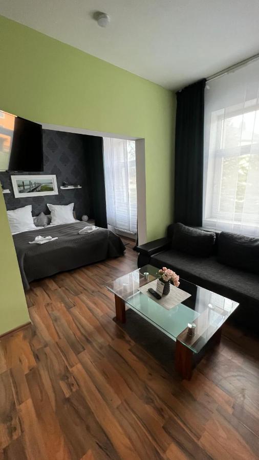 Pension Chevermeto Кемниц Екстериор снимка