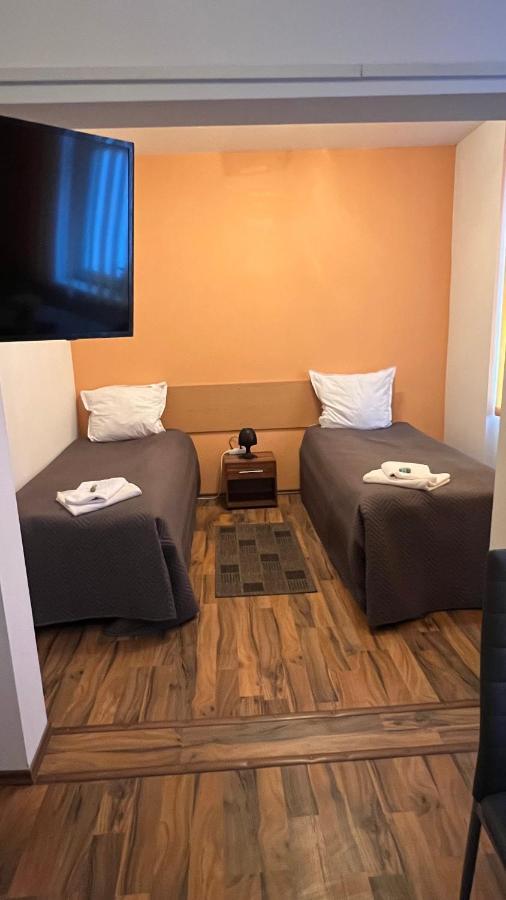 Pension Chevermeto Кемниц Екстериор снимка