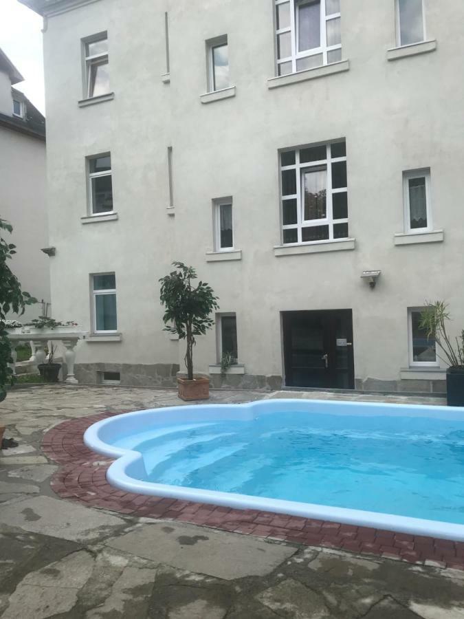 Pension Chevermeto Кемниц Екстериор снимка